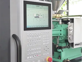 Hvad er funktionen af ​​at holde trykket i en sprøjtestøbemaskine